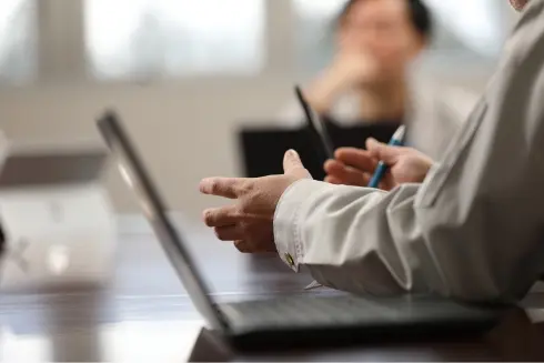 担当者より連絡